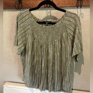 Lucky Brand Green Print Size Medium
